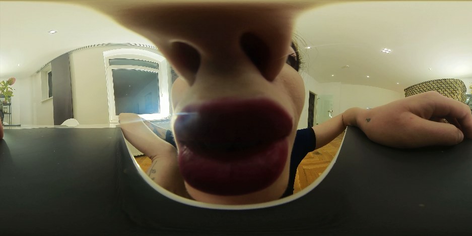 Winzlings Shrinking Clips Police Officer Simona Cought You 6K Vr360